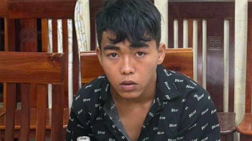 Nóng 24h: Bắt kẻ xin đi nhờ xe rồi sát hại, hiếp dâm cô gái trẻ